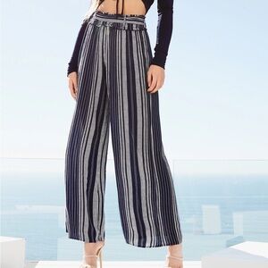 Fashion Nova Blue Tie Waist Breanne Flowy High Waist Pants Size Large NEW